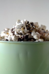 can of popcorn