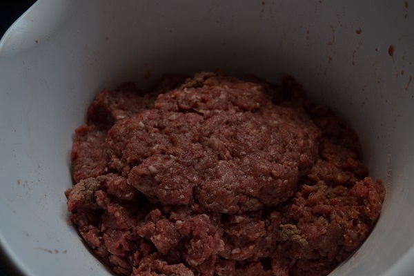 Making Hamburgers - Picture 7