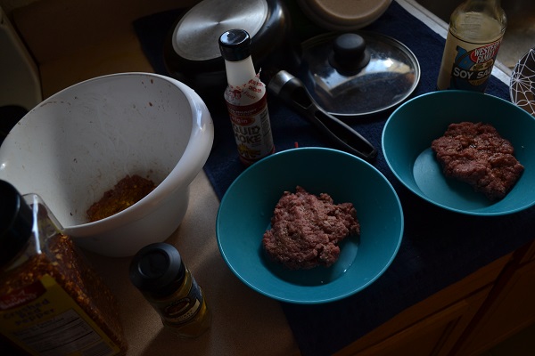 Making Hamburgers - Picture 8