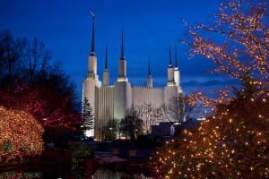 washington-dc-temple-christmas-668208-gallery