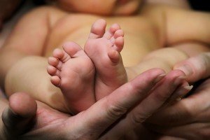 baby-feet-836867_640