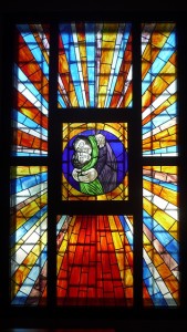 stained-glass-window-180279_640