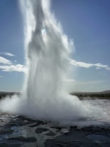 strokkur-139061_640